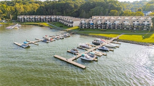 265 Bay Village Drive, Irondequoit, NY 14609