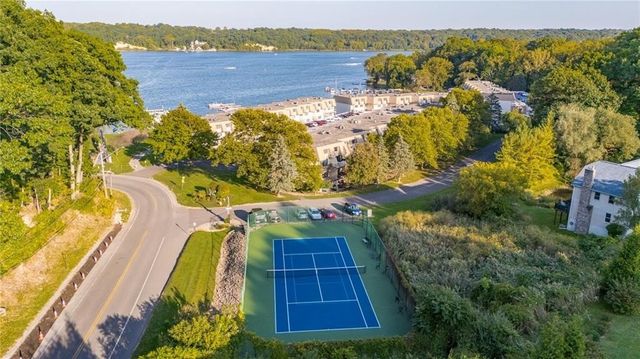 265 Bay Village Drive, Irondequoit, NY 14609