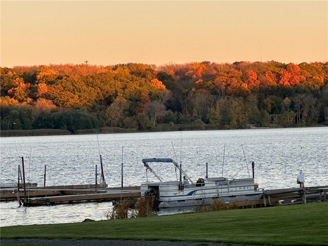 265 Bay Village Drive, Irondequoit, NY 14609