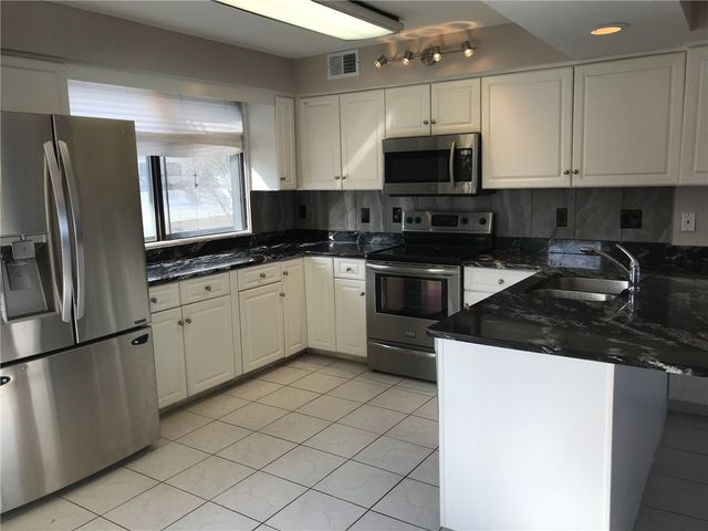 265 Bay Village Drive, Irondequoit, NY 14609