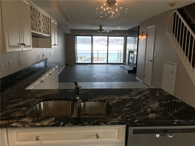 265 Bay Village Drive, Irondequoit, NY 14609