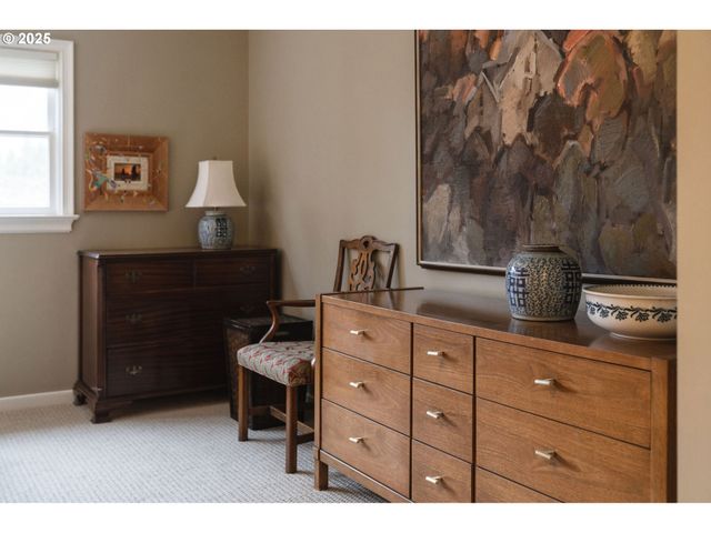 7695 Sw BRENTWOOD St, Portland, OR 97225