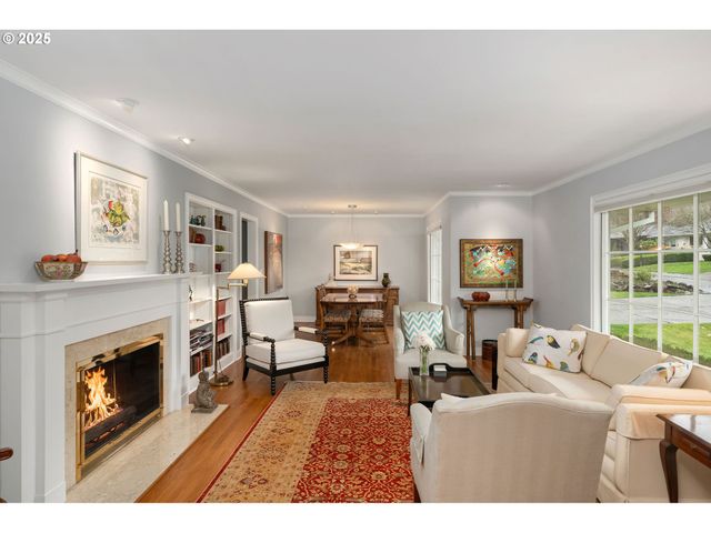 7695 Sw BRENTWOOD St, Portland, OR 97225