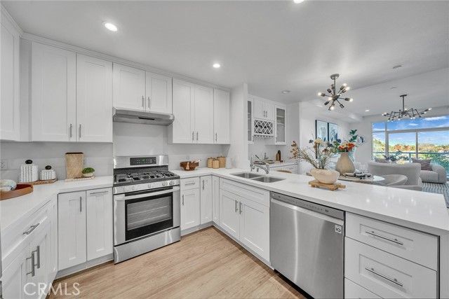 56 E Duarte 418, Arcadia, CA 91006