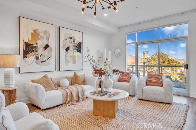 56 E Duarte 418, Arcadia, CA 91006