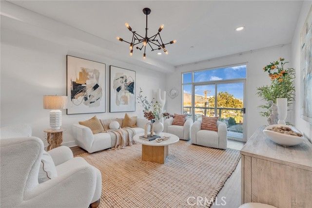 56 E Duarte 418, Arcadia, CA 91006