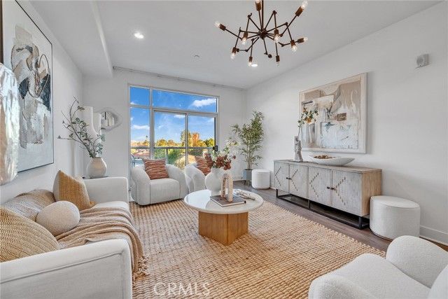 56 E Duarte 418, Arcadia, CA 91006