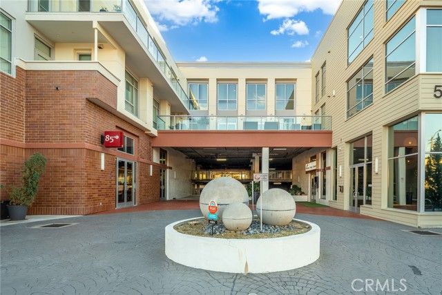 56 E Duarte 418, Arcadia, CA 91006