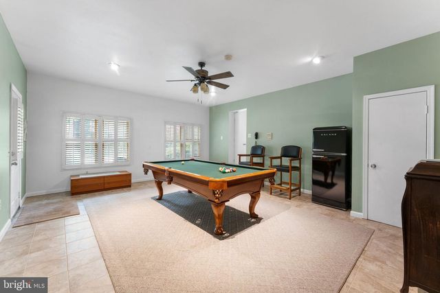 3042 CEDAR LN, Fairfax, VA 22031