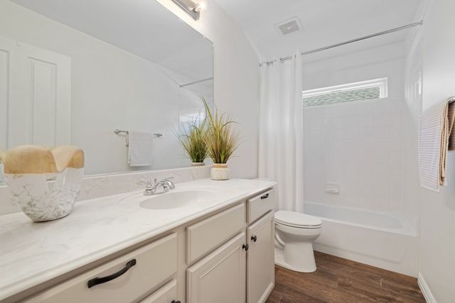11712 Lynnbrook Drive, Denton, TX 76207