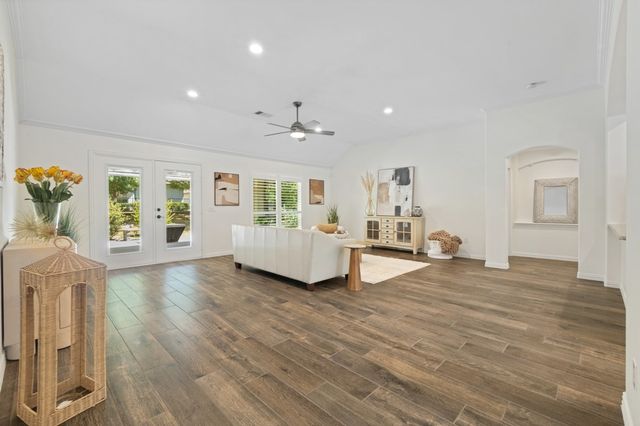 11712 Lynnbrook Drive, Denton, TX 76207