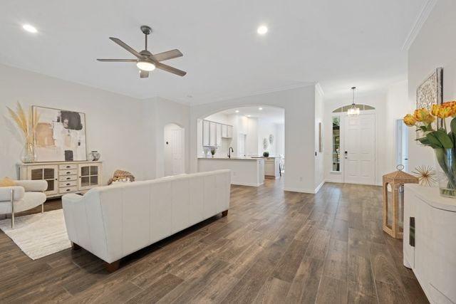 11712 Lynnbrook Drive, Denton, TX 76207