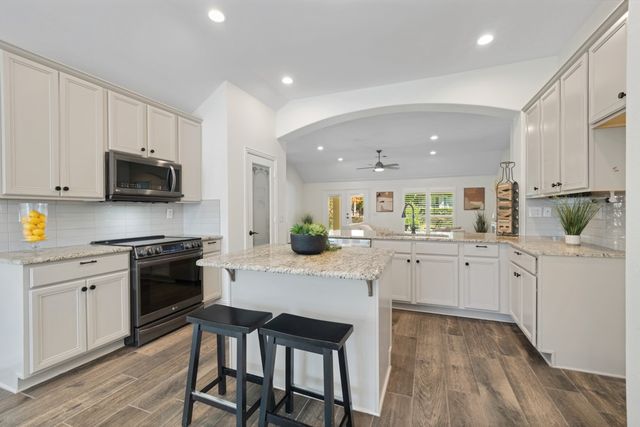 11712 Lynnbrook Drive, Denton, TX 76207