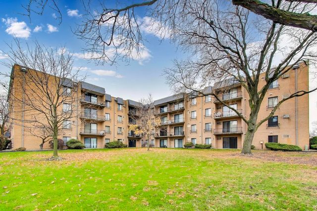 931 W Arquilla Drive 133, Glenwood, IL 60425