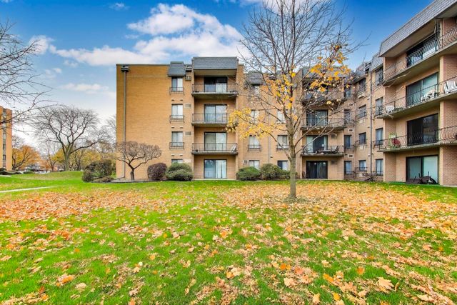 931 W Arquilla Drive 133, Glenwood, IL 60425