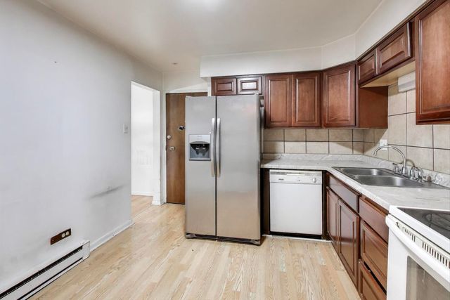 931 W Arquilla Drive 133, Glenwood, IL 60425