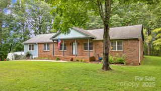 42 Captains Drive, Candler, NC 28715