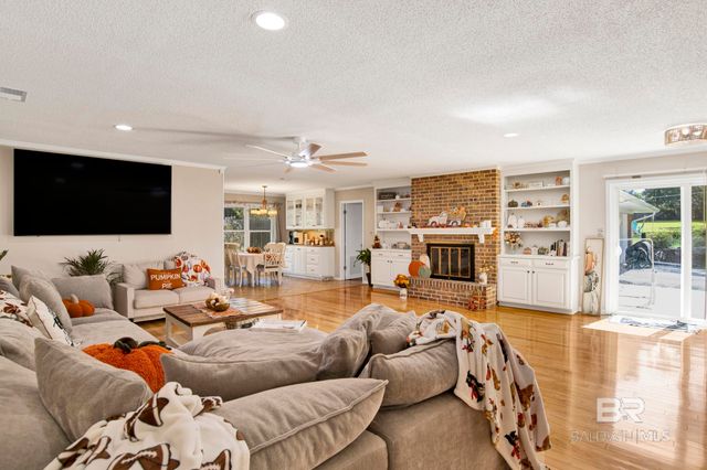 611 Southern Way, Spanish Fort, AL 36527