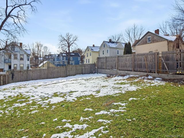 324-326 Church Street, Poughkeepsie, NY 12601