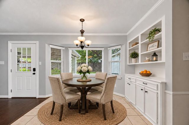 811 Thicket Lane, Houston, TX 77079