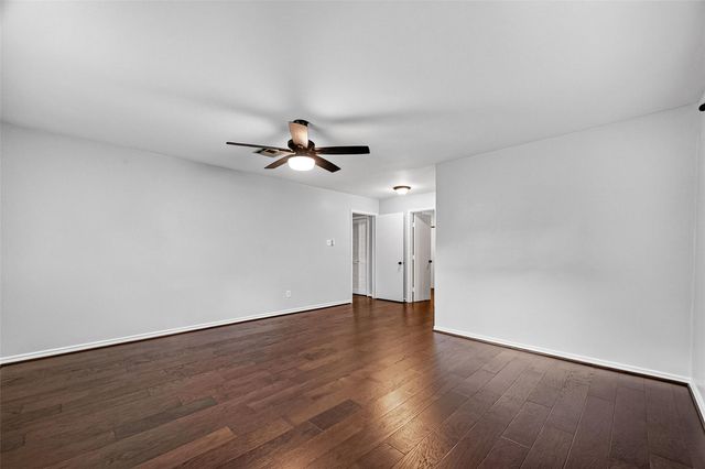 811 Thicket Lane, Houston, TX 77079