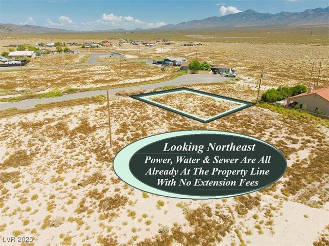 561 West Nikki Way, Pahrump, NV 89060