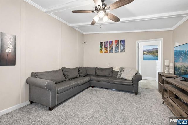 35 Spruce Road, Pompton Lakes, NJ 07442