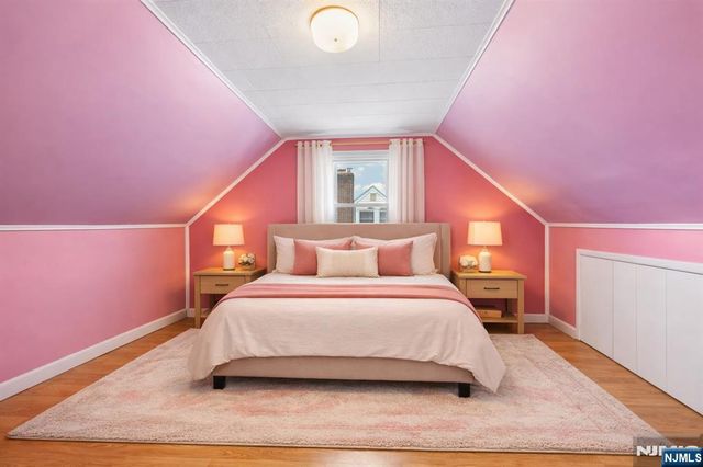 35 Spruce Road, Pompton Lakes, NJ 07442