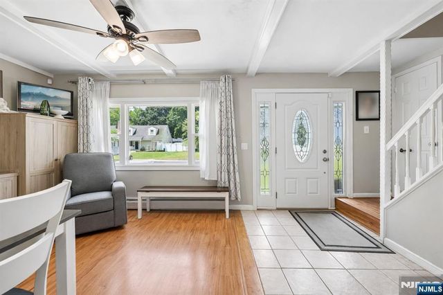 35 Spruce Road, Pompton Lakes, NJ 07442