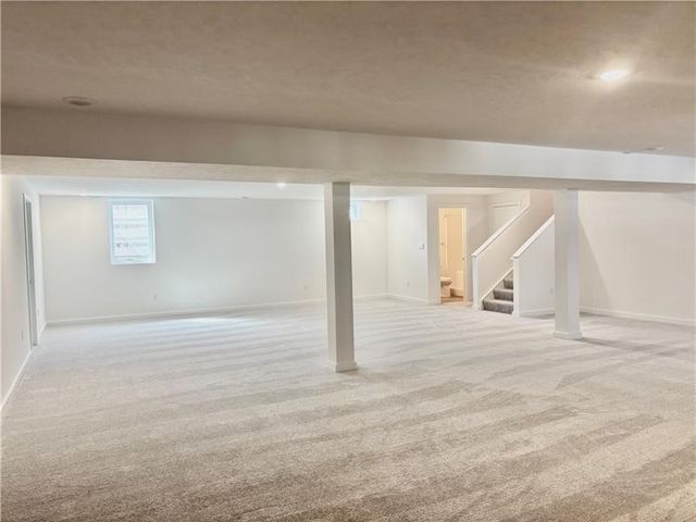 1002 Whistler Way, Adams Twp, PA 16046