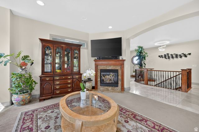 6623 S HIDDEN CV, Cottonwood Heights, UT 84121