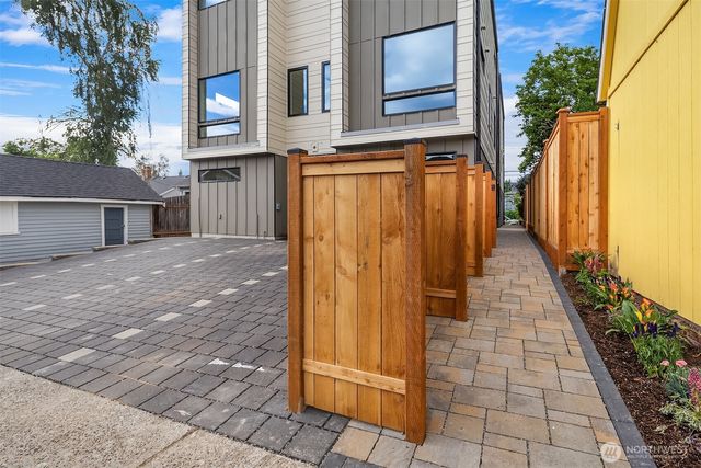 4351 SW Willow Street, Seattle, WA 98136