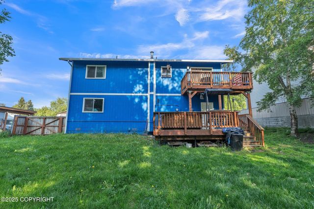 9820 Chelatna Circle, Anchorage, AK 99515