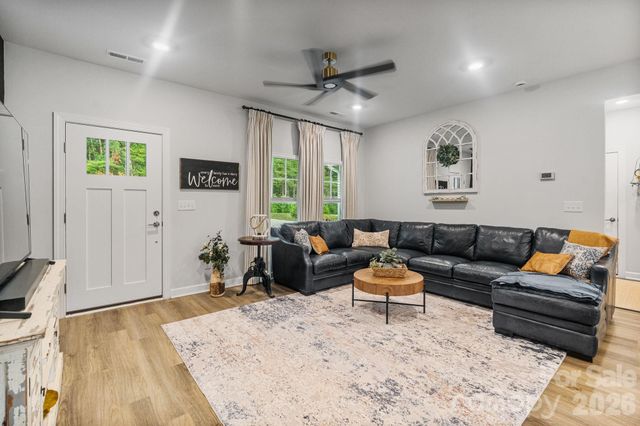 1002 Westminster Drive, Statesville, NC 28677