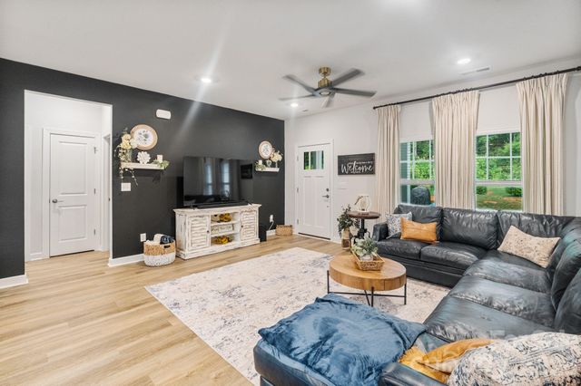 1002 Westminster Drive, Statesville, NC 28677