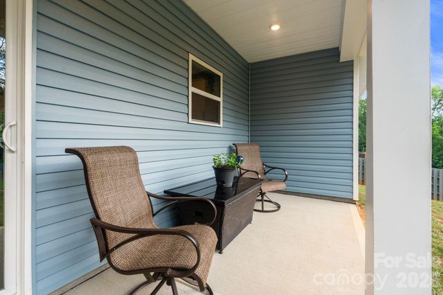 1002 Westminster Drive, Statesville, NC 28677