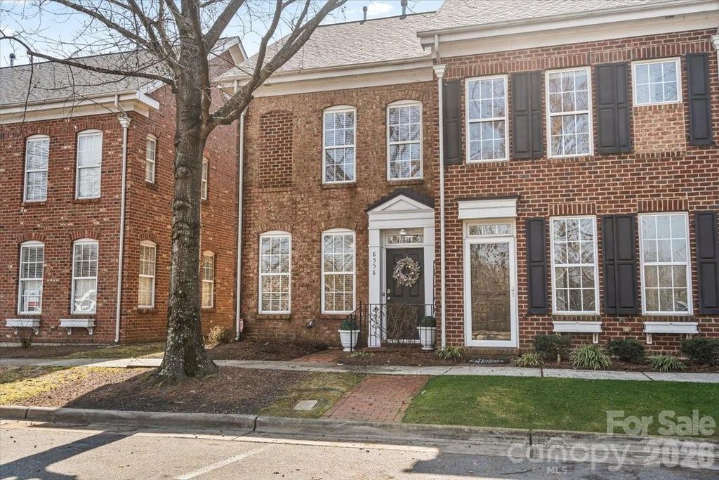 8558 Beaver Creek Drive, Charlotte, NC 28269