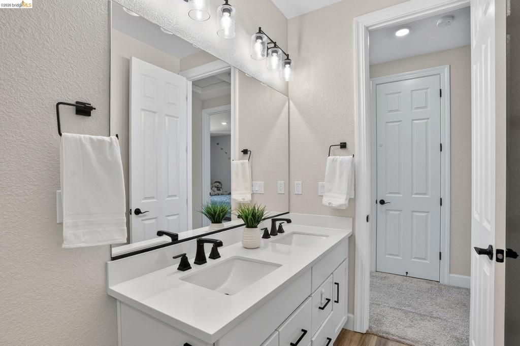 Image 34 of property listing at 1885 Water St, Brentwood, CA 94513