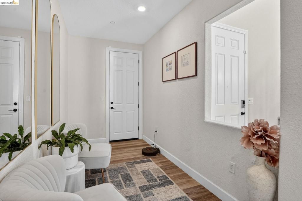 Image 6 of property listing at 1885 Water St, Brentwood, CA 94513