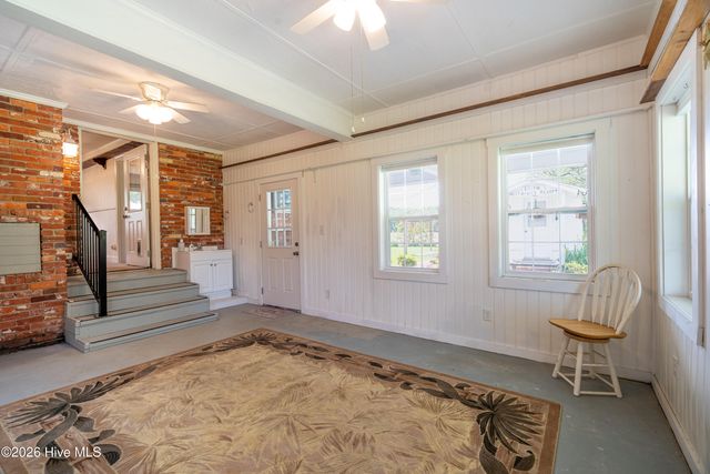 1226 Hwy 58 S, Kinston, NC 28504