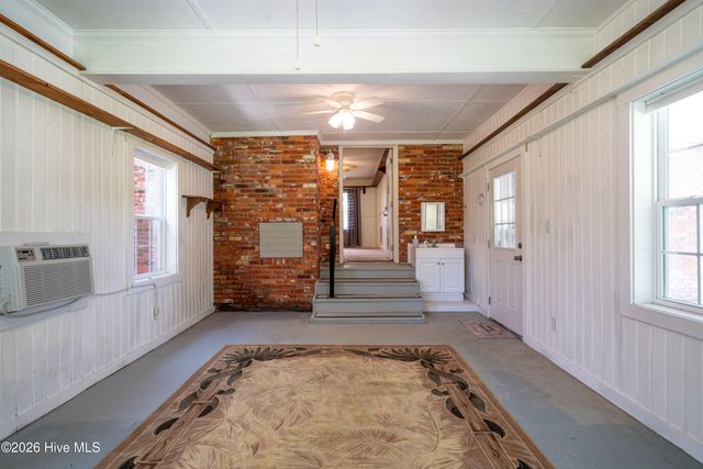 1226 Hwy 58 S, Kinston, NC 28504