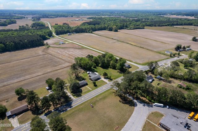 1226 Hwy 58 S, Kinston, NC 28504
