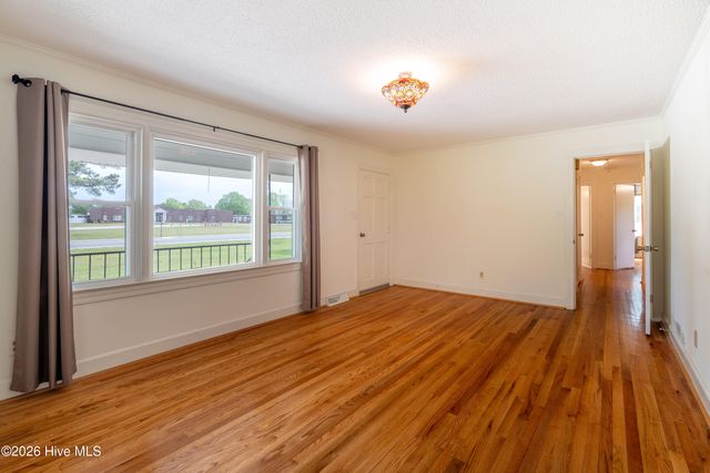 1226 Hwy 58 S, Kinston, NC 28504