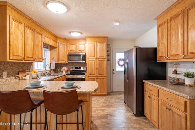 1226 Hwy 58 S, Kinston, NC 28504