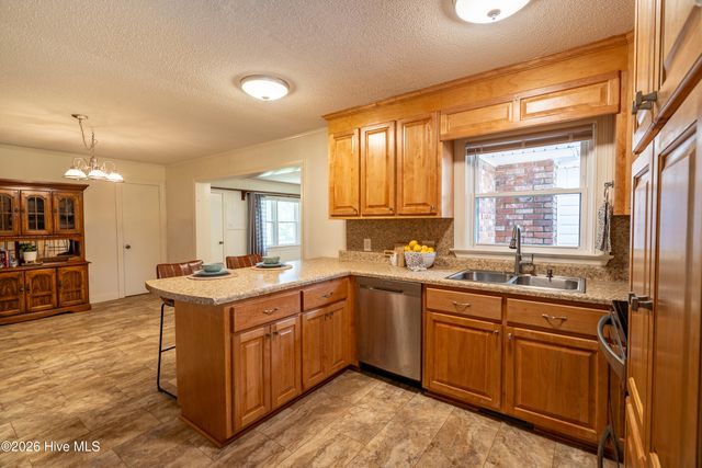 1226 Hwy 58 S, Kinston, NC 28504