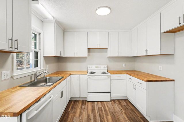 2113 James Slaughter Road, Fuquay Varina, NC 27526