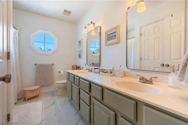 4057 Bramshaw Road NW, Canton, OH 44718