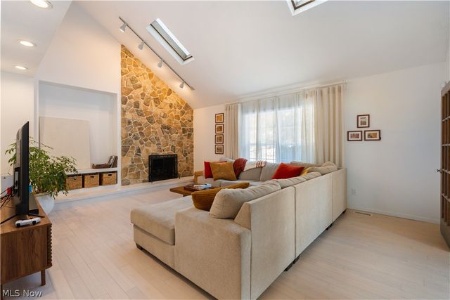 4057 Bramshaw Road NW, Canton, OH 44718