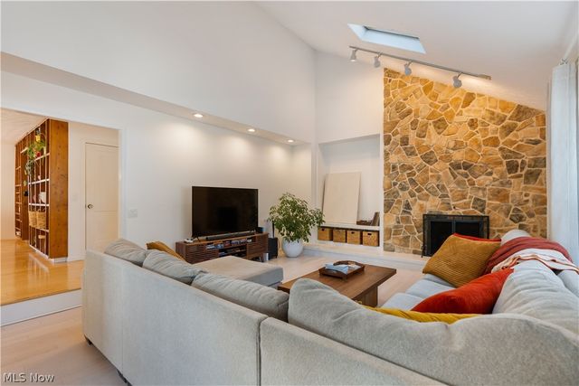 4057 Bramshaw Road NW, Canton, OH 44718