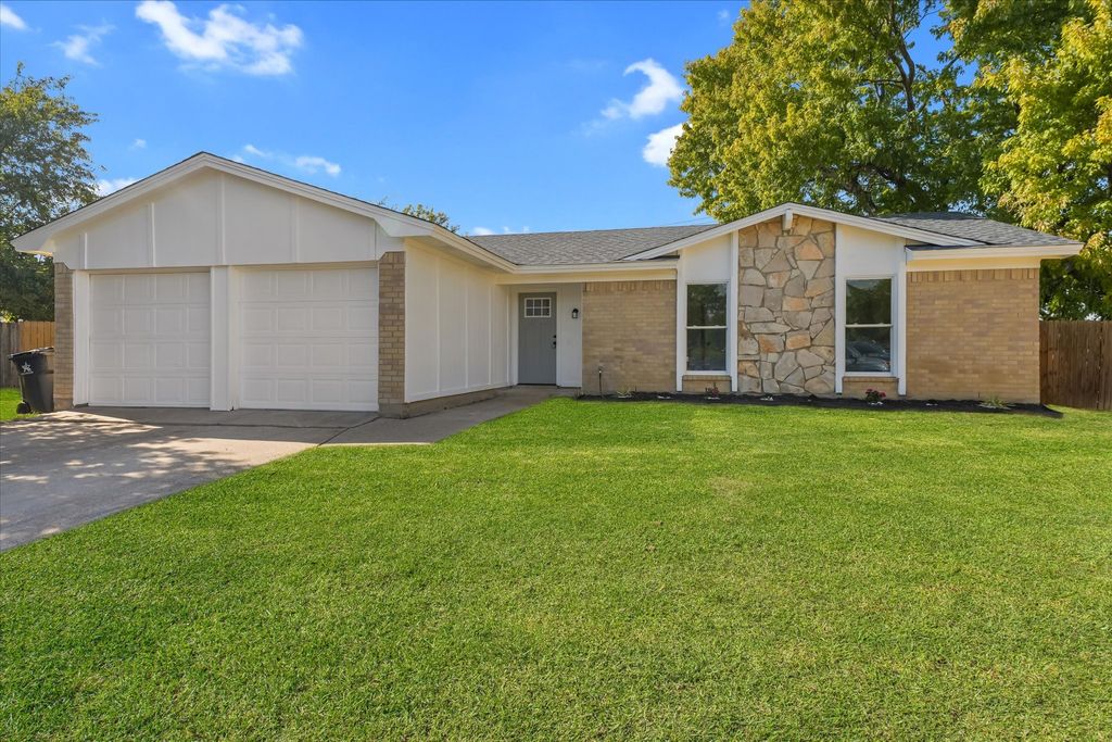 403 Plantation Drive, Arlington, TX 76014 — photo 2